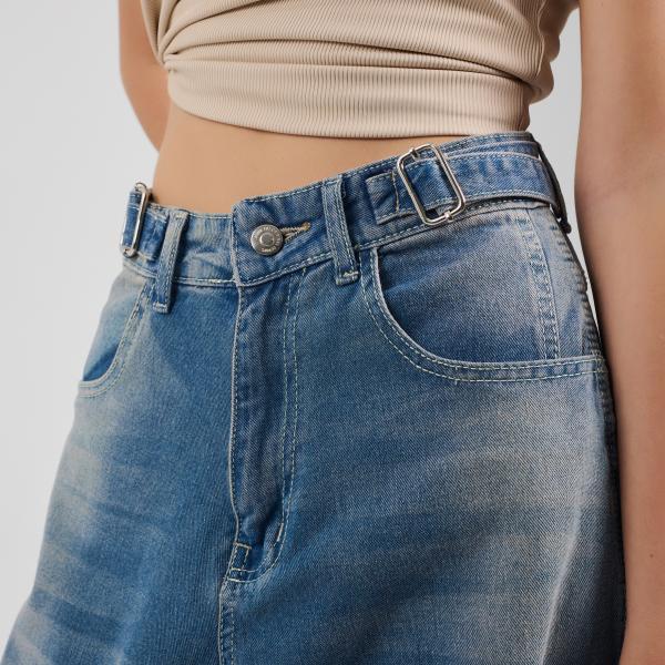 Baggy-Fit Vintage Washed Denim