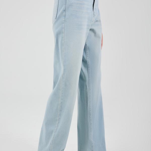 Classic-Straight Light Washed Denim