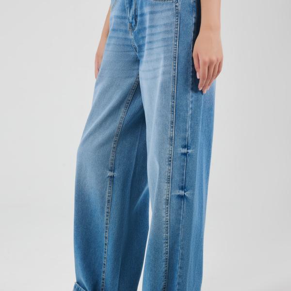Long-Leg Mid Blue Denim