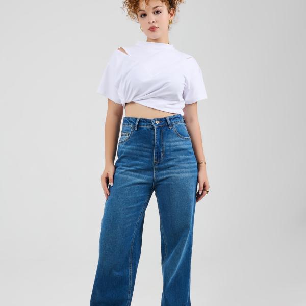 Classic-Straight Mid Blue Denim