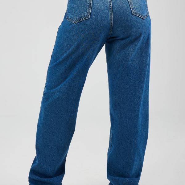 Classic-Straight Mid Blue Denim