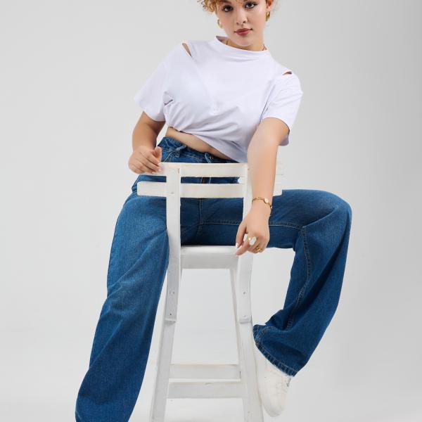 Classic-Straight Mid Blue Denim