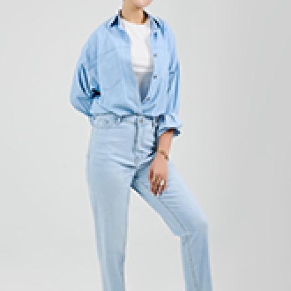 Mom-Fit Sky Blue Denim