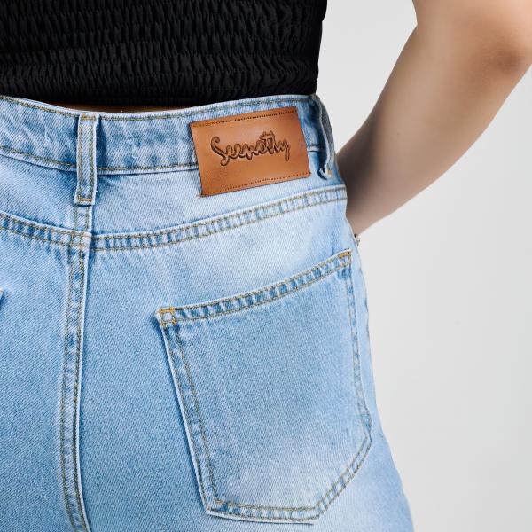 Mom-Fit Mid Blue Denim