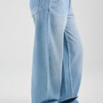 Baggy-Fit Light Blue Denim