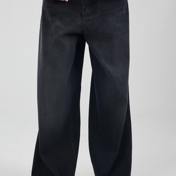 Wide-Loose Strapped Black Denim