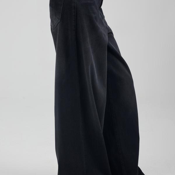 Wide-Loose Strapped Black Denim