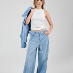 Wide-Loose Strapped Light Blue Denim