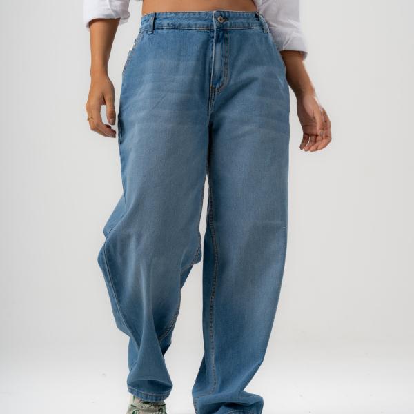 Baggy-Fit Mid Blue Denim
