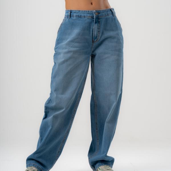 Baggy-Fit Mid Blue Denim