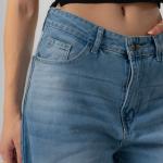 Wide-Loose Light Washed Denim