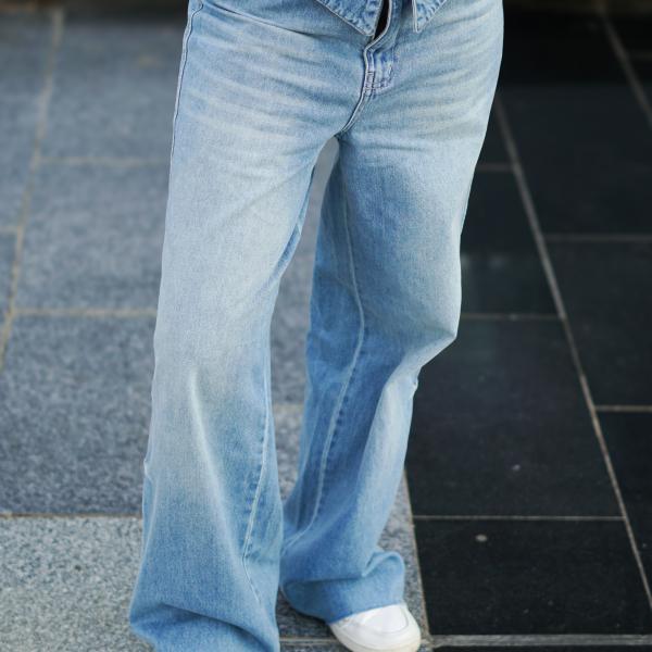 Wide-Leg Light Double Crisp Cuffed Denim